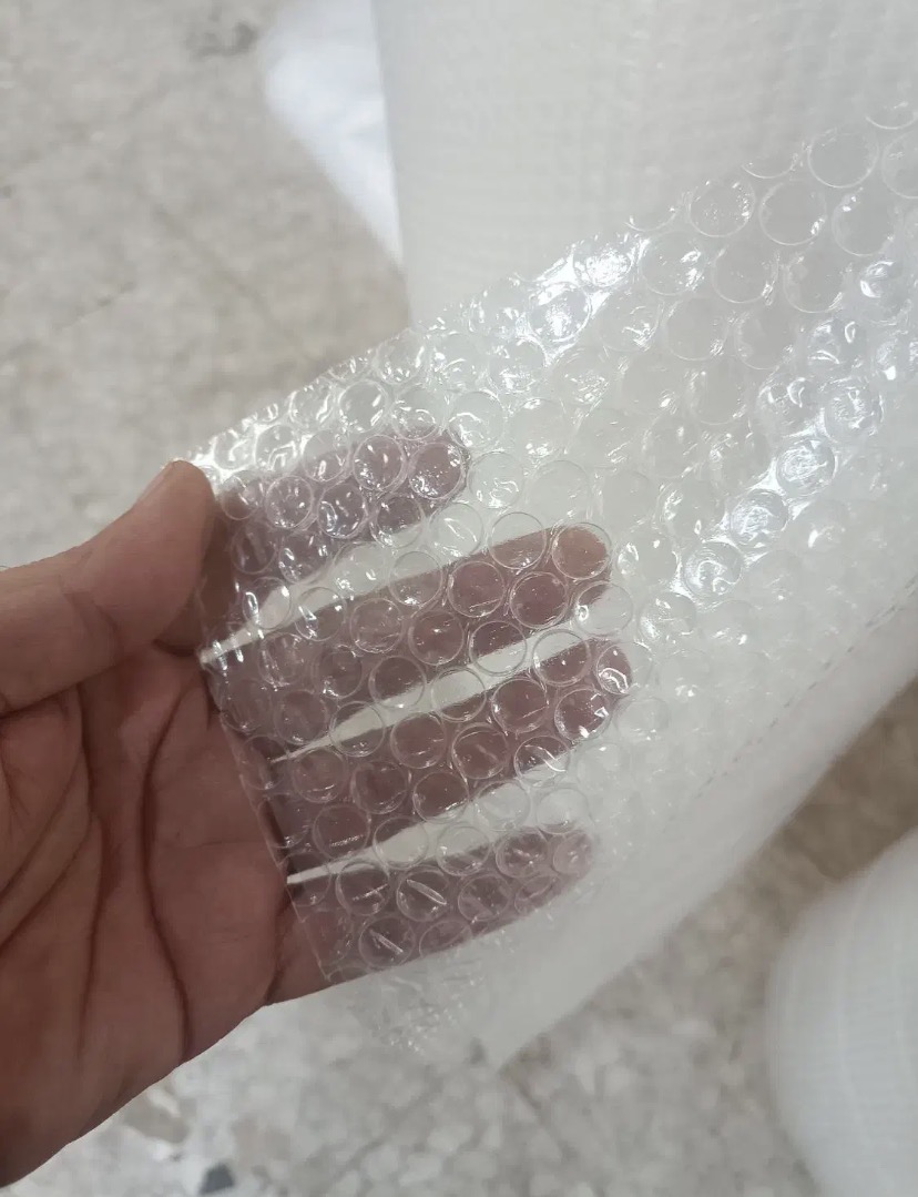 حبابدار ضربه گیر یک متری (۱۰۰ متری)
